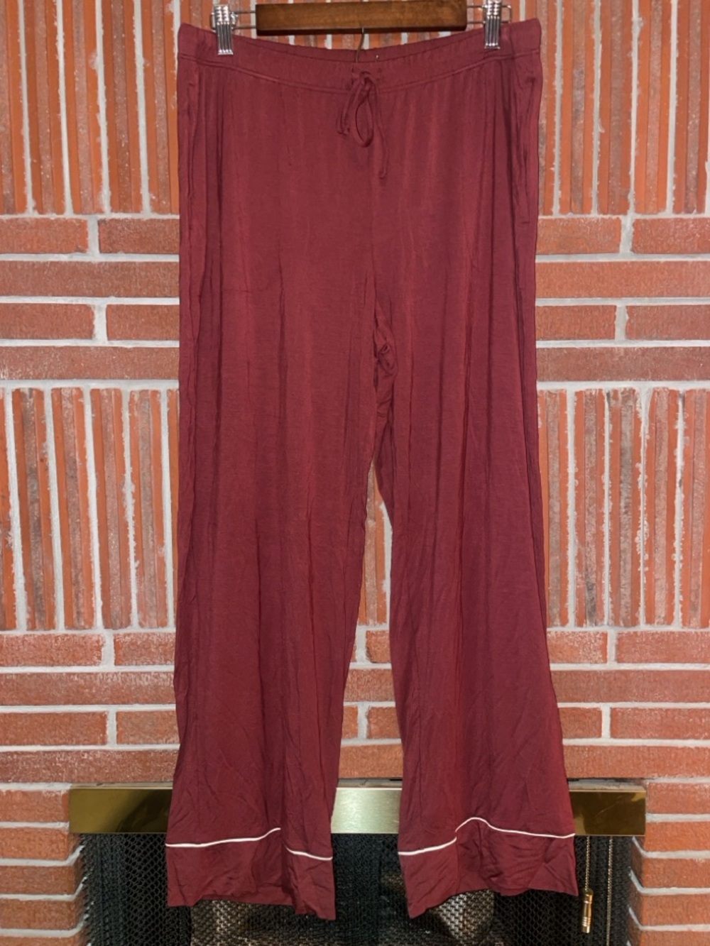 Soma NWT COOL NIGHTS
Solid Piped Pajama Pant women’s size L